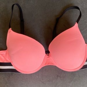 Pink Wear Everywhere push up bra 34D.